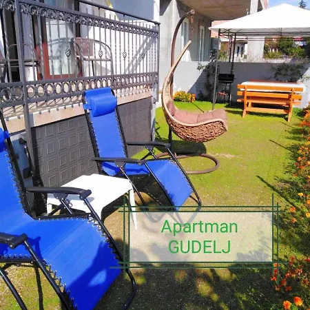 Apartments Gudelj Kamenari Exterior photo
